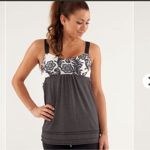Lululemon Run: Back On Track Tank Black/Laceoflage Polar Cream Black size 4